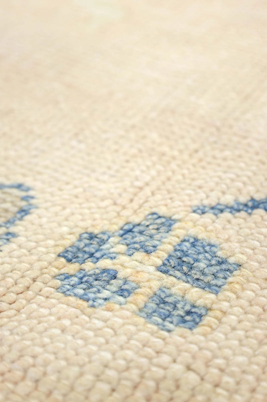 Hand Knotted Persian Knot