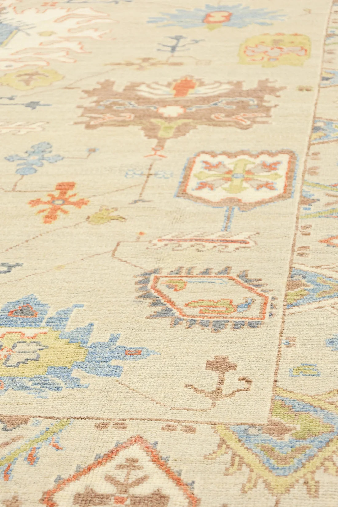 Hand Knotted Persian Knot