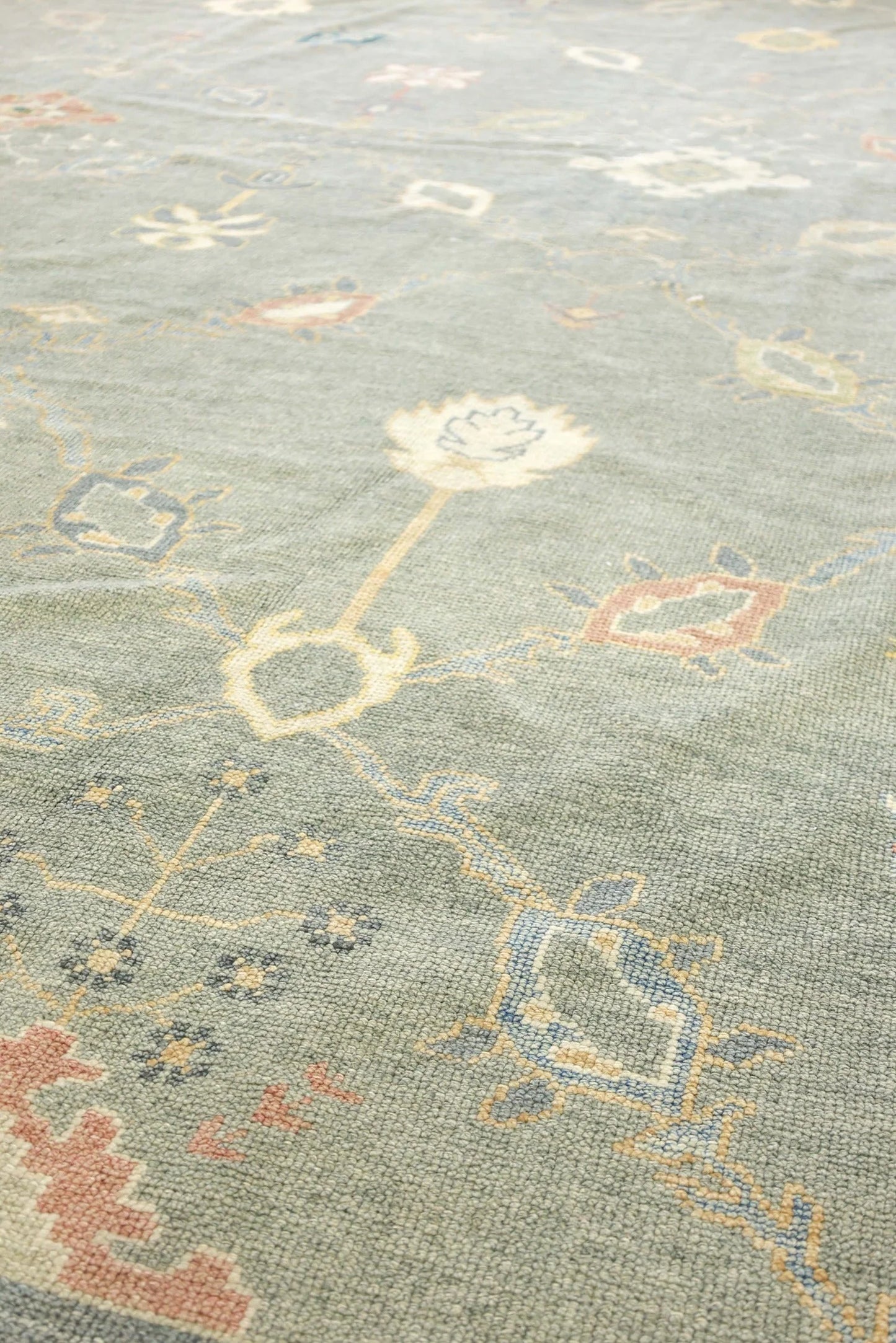 Hand Knotted Persian Knot